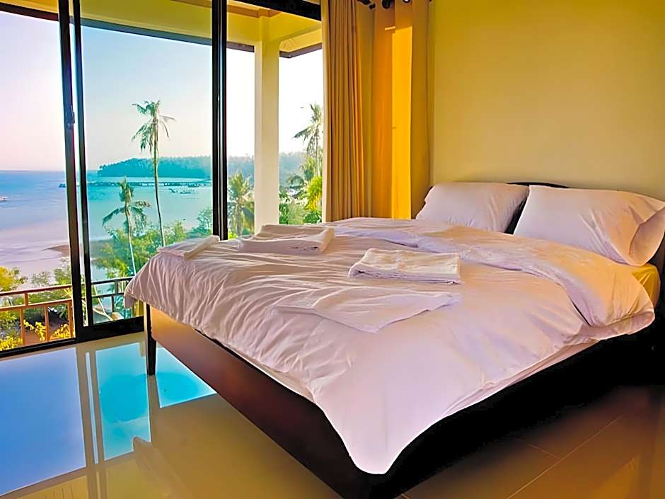 Sea Breeze @ Koh Mak