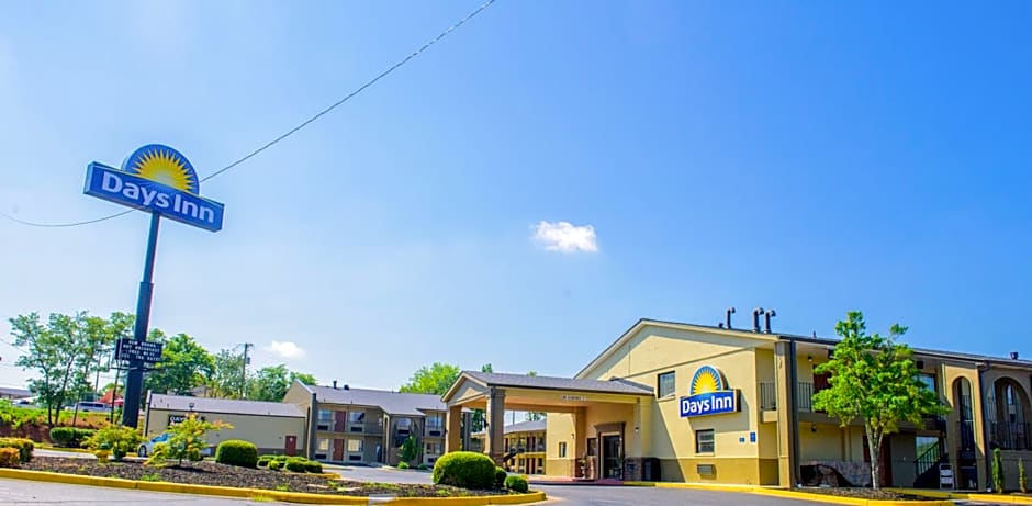 Clarion Pointe Athens I-65