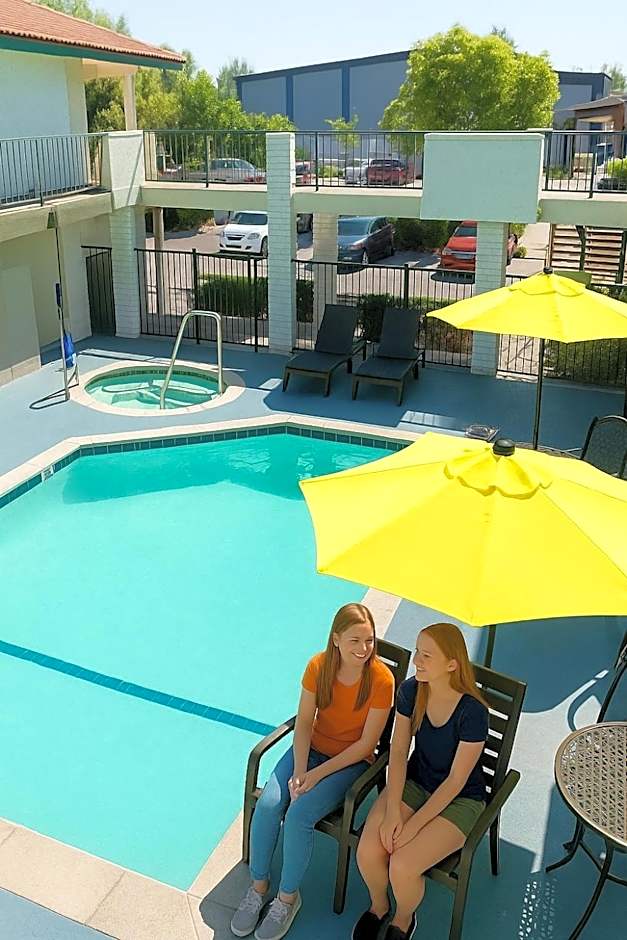 Bposhtels Anaheim