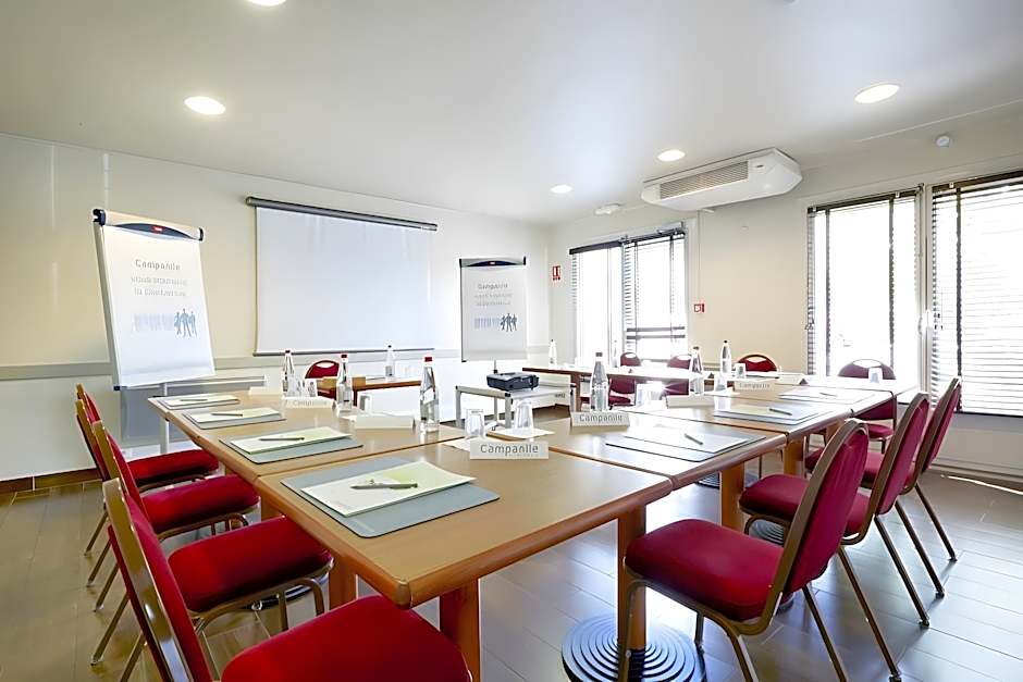 Kyriad Le Blanc-Mesnil