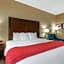 Comfort Inn & Suites Page at Lake Powell