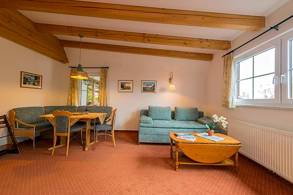 Landhaus Charlotte am Geigenbuehel -Apartments