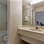 La Quinta Inn & Suites by Wyndham Tampa Bay Pinellas Park Clearw