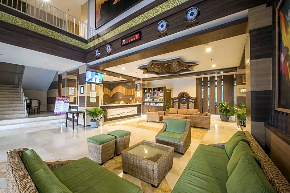 Lorin Syariah Solo Hotel