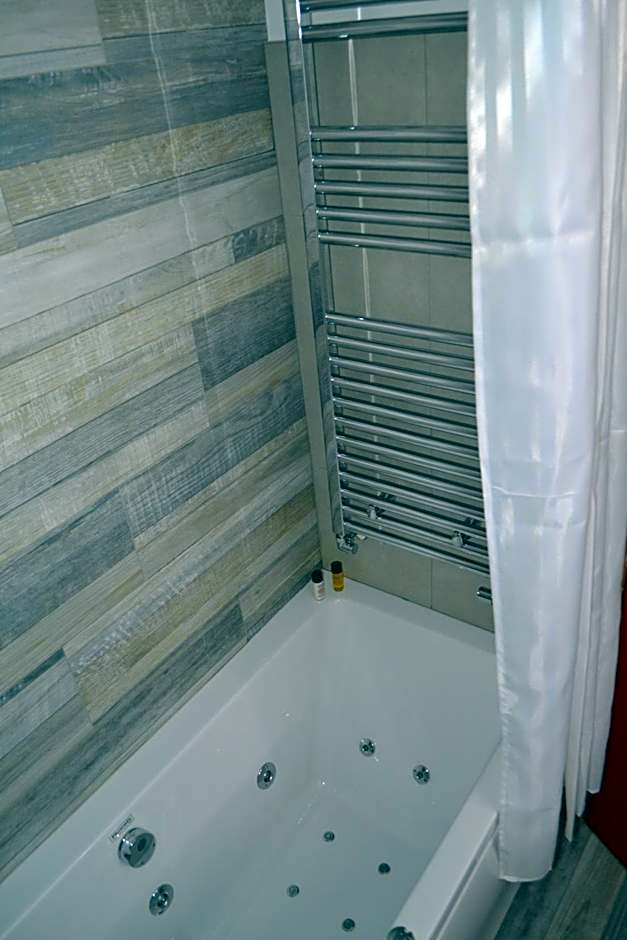 Walsh's Hotel and Apartments