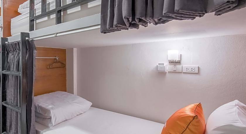 Tiny Taladnoi Hostel