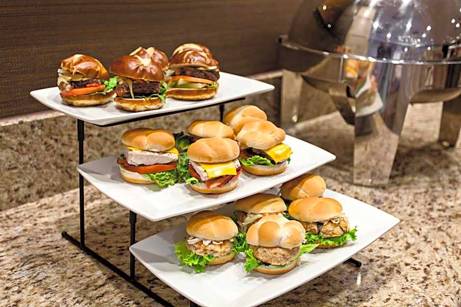 Holiday Inn Long Beach - Airport By IHG