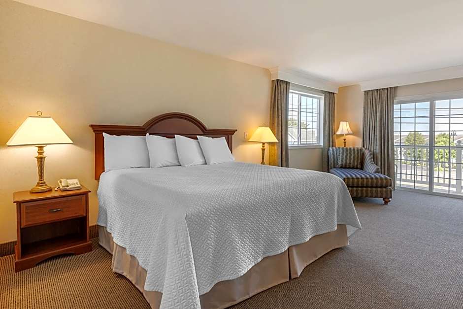 Ogunquit Hotel and Suites