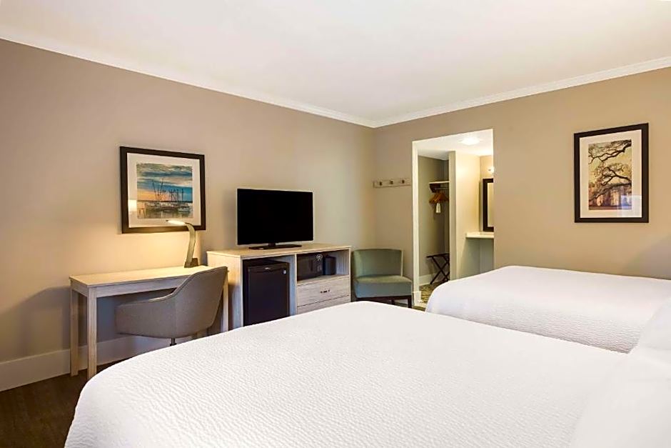 Best Western Sea Island Inn