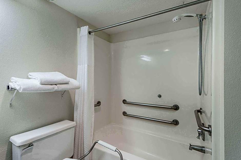 Baymont by Wyndham Osage Beach