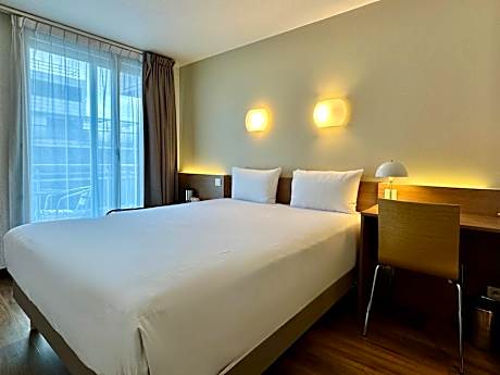 Executive Room - 1 Double Bed