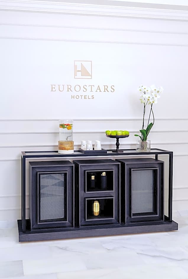 Eurostars Puerta Real