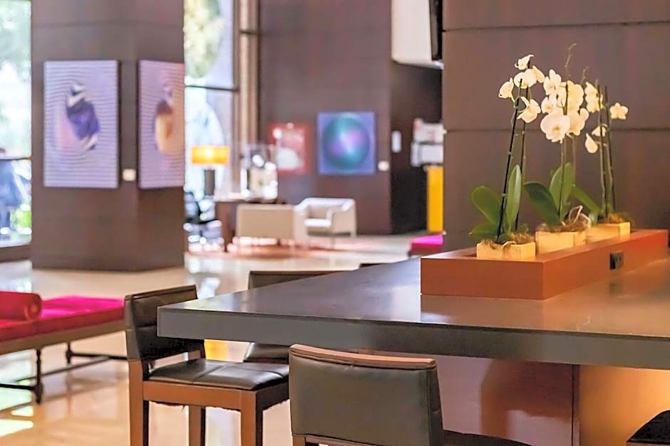 Renaissance by Marriott Caracas La Castellana Hotel