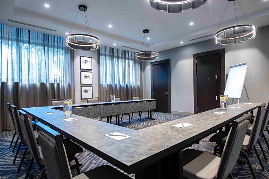 Holiday Inn Express Boston - Quincy By IHG
