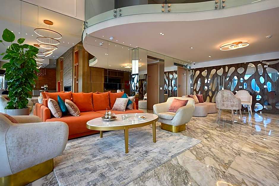 Flower Town Hotel & Spa