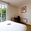 Park & Suites Village Aix-Le Rousset