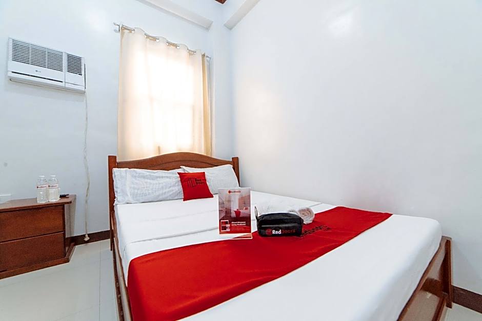 RedDoorz @ D Maagma Street