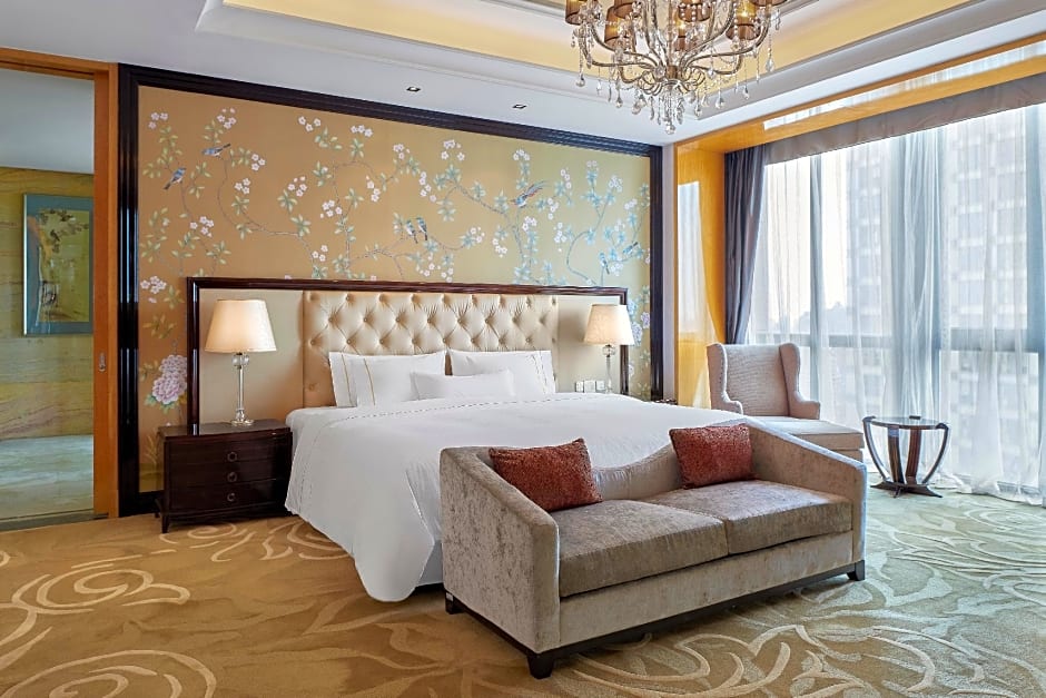 Photo 1 of 7 of Presidential 2 Bedroom 1 King Bed Suite, Executive Level