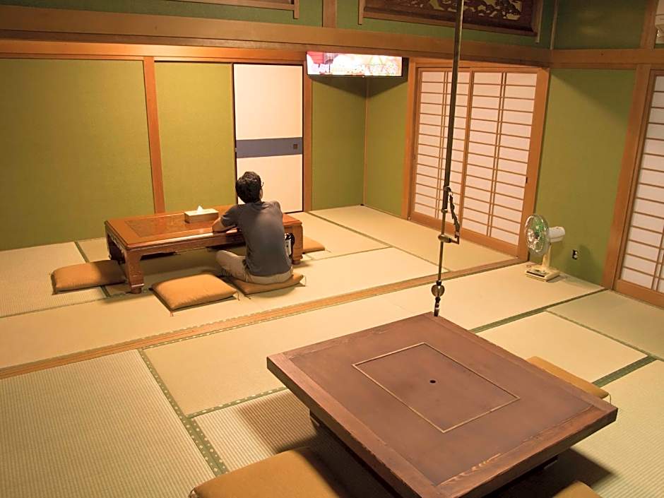 J-Hoppers Kumano Yunomine Guesthouse