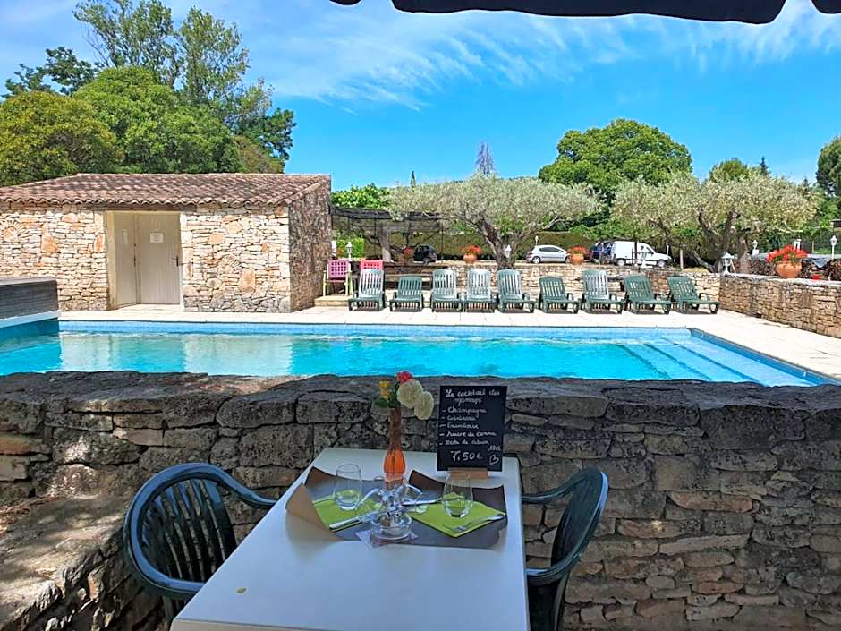 Logis Hôtel Restaurant L'Escarbille