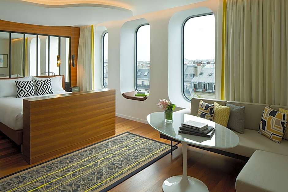 Renaissance Paris Republique Hotel