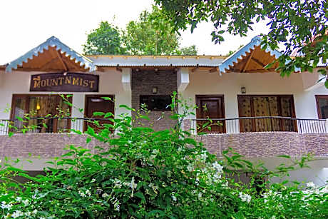 Mount N Mist Hotel