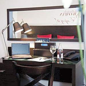 Comm Hotel Poznań Airport