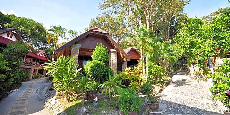 Photo 1 of 4 of Bungalow, Pool View