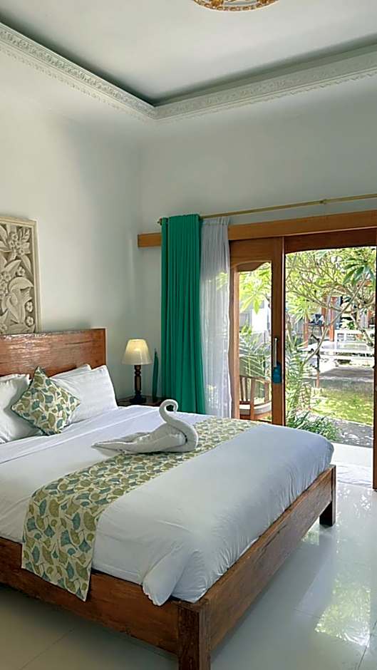 Nusa Indah Bungalow