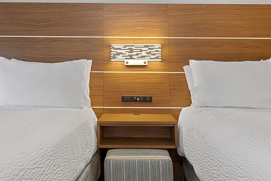 Holiday Inn Express Hotel & Suites West Coxsackie By IHG