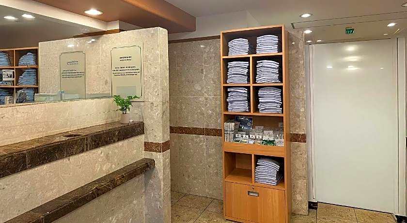 Toyoko Inn Tokyo Otsuka-Eki Kita-Guchi No.1