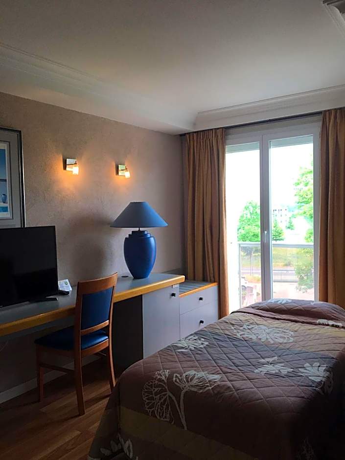 Hôtel Au Val De Saône PARKING GRATUIT