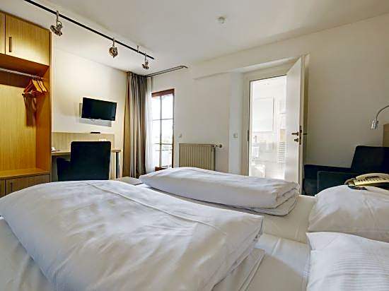 Hotel Bauer Großbettlingen