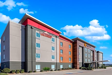 Hawhorn Suites by Wyndham Ardmore