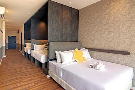Deluxe Triple Room