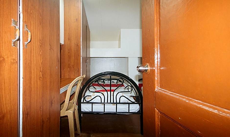 RedDoorz @ Plaza La Paz Iloilo City