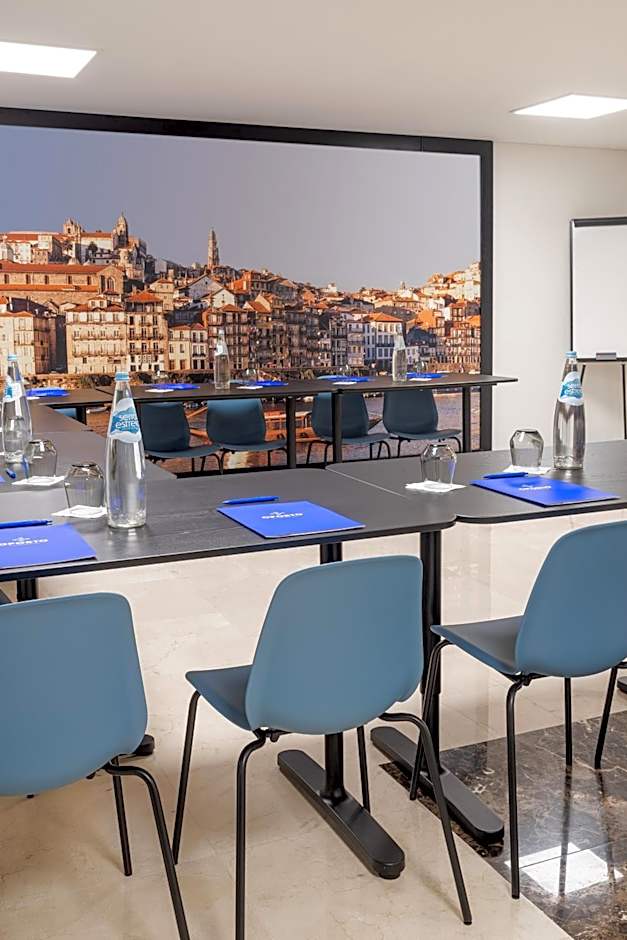 Oporto Airport & Business Hotel