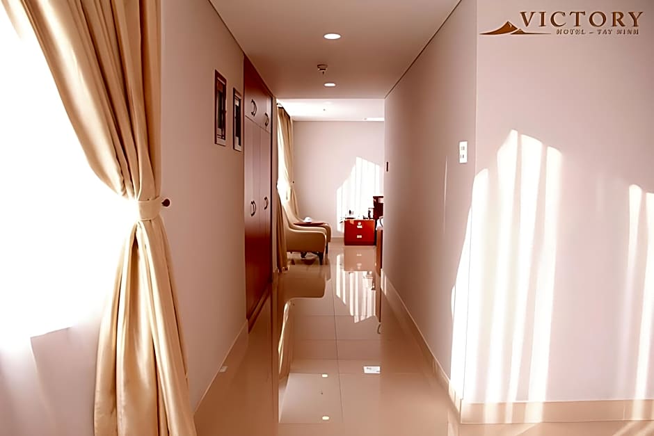 Victory Hotel