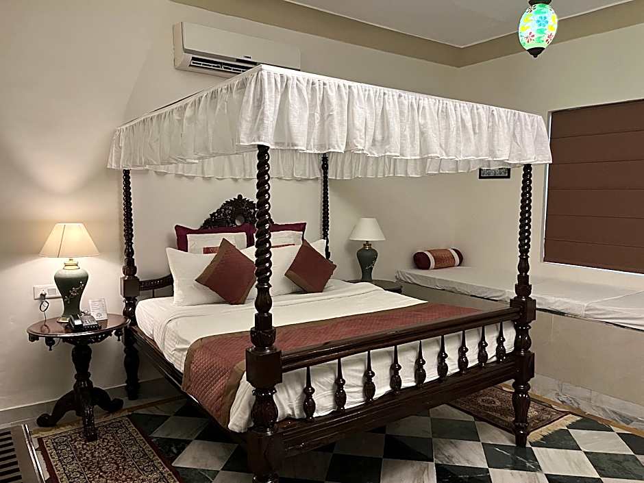 Hotel Raj Mahal The Palace