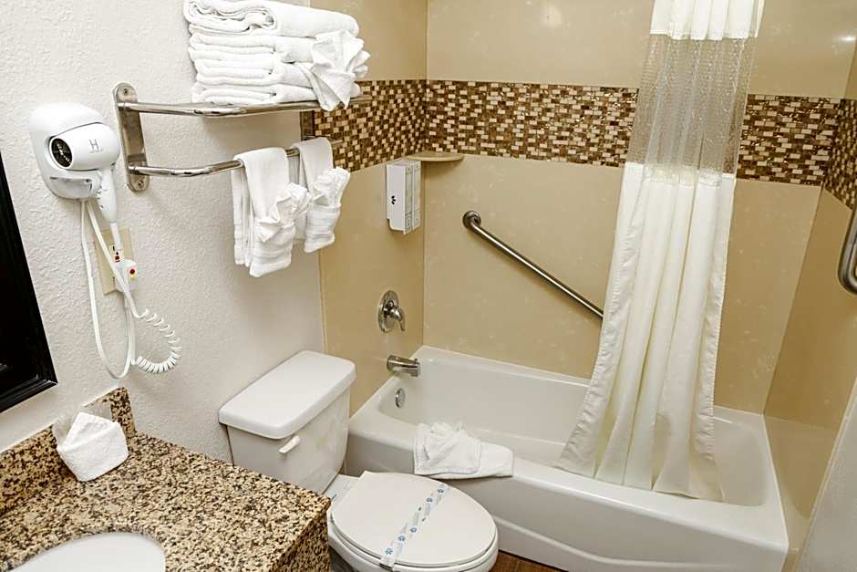 Sea Breeze Inn - San Simeon