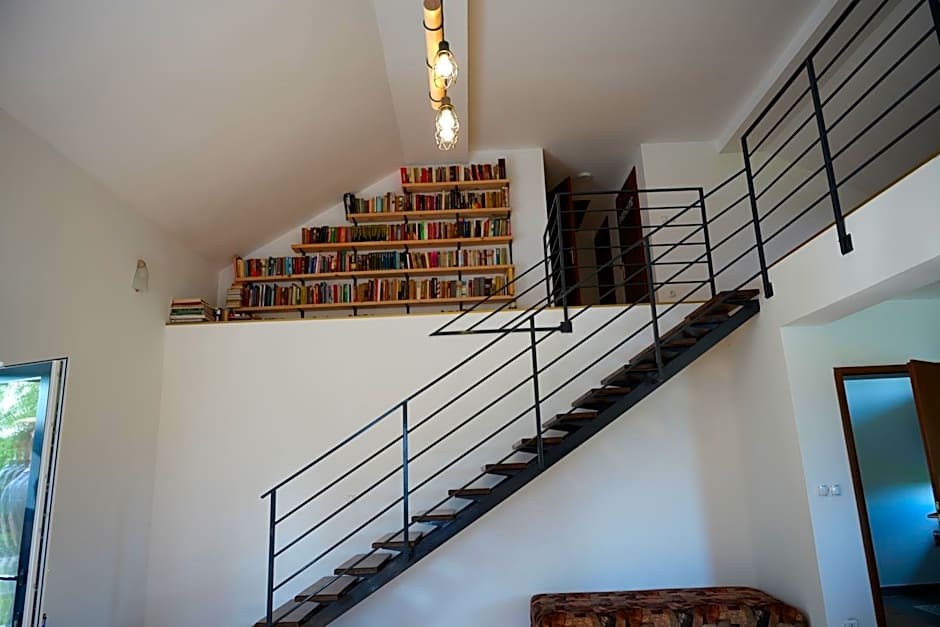 Rooms and apartments Biš