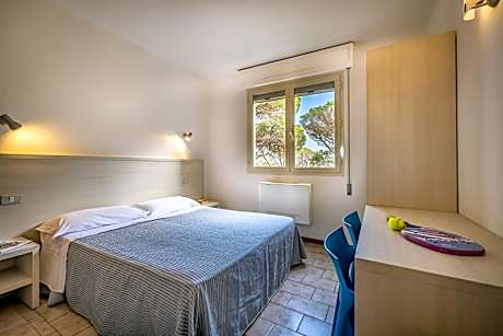 One-Bedroom Apartment with Terrace