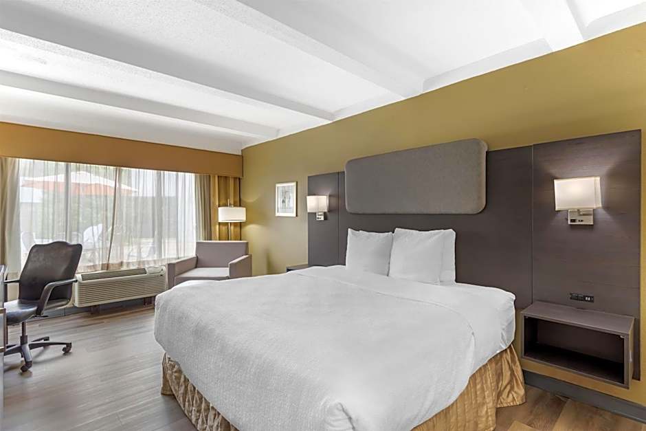 Best Western Plus Madison-Huntsville