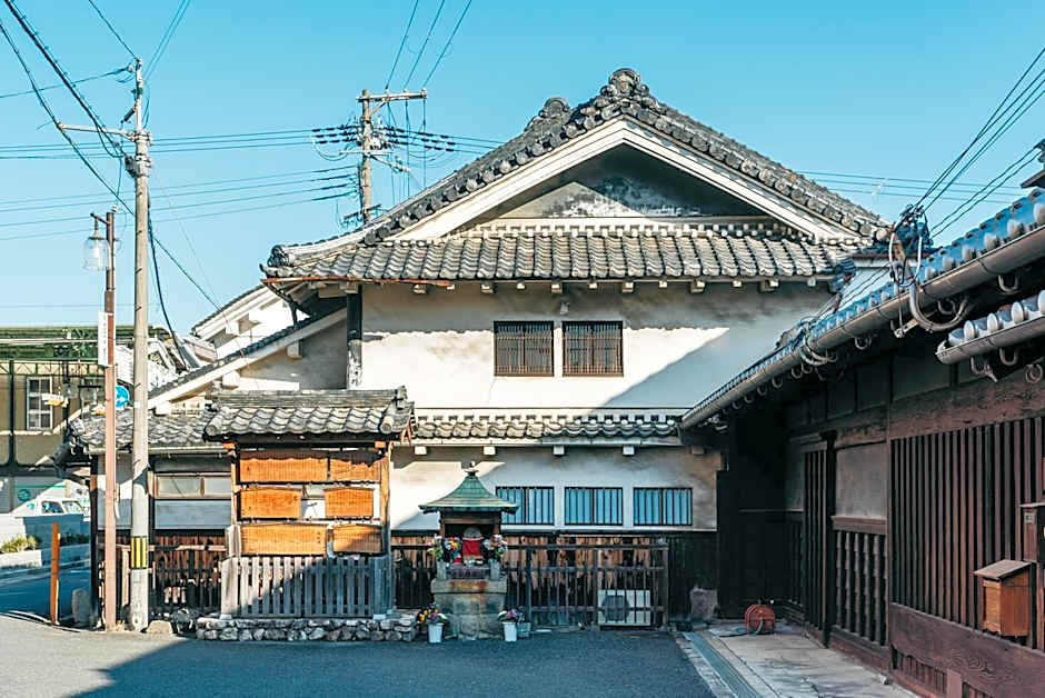 UHN Nara Mannenhitsu Hompo formerly RITA Gosemachi
