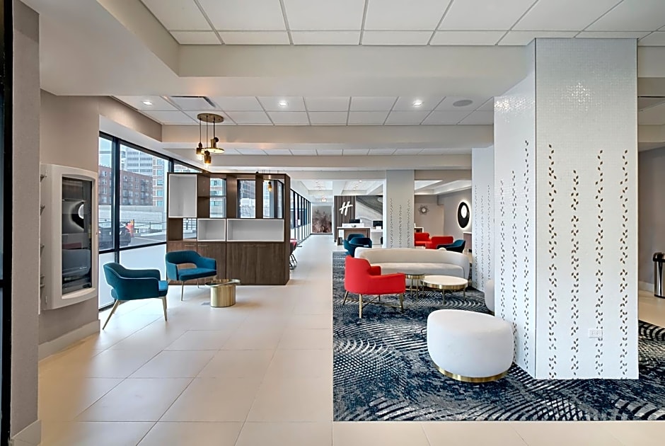 Holiday Inn Hotel & Suites Chicago - Downtown By IHG