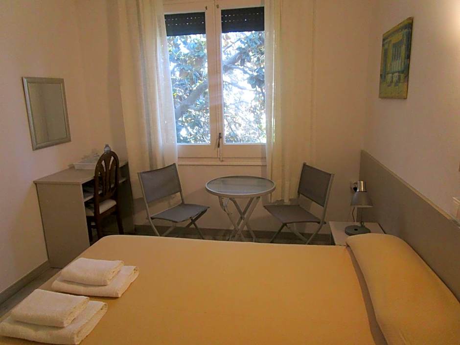 Hotel Apartaments Gesòria Porta Ferrada