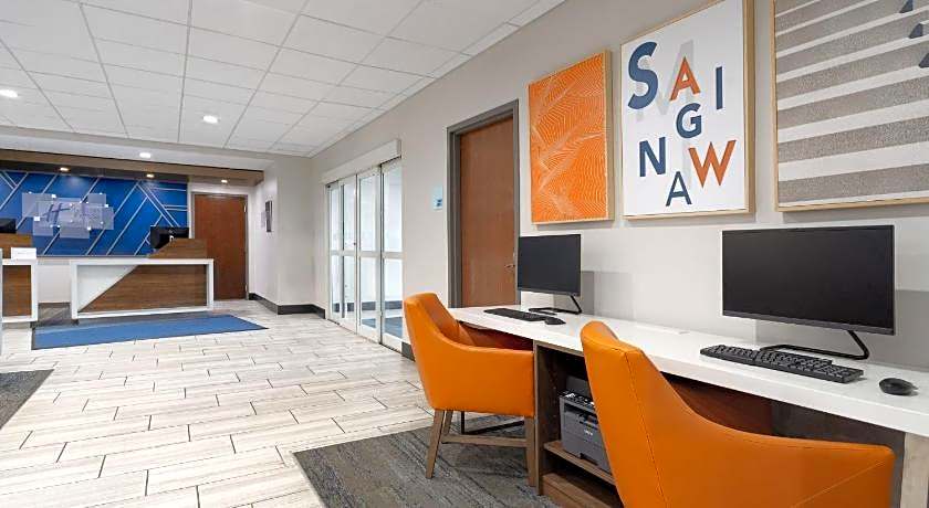 Holiday Inn Express Hotel &amp; Suites Saginaw By IHG