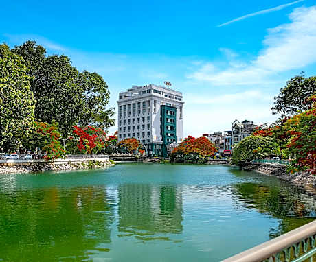 The Tray Hotel Hai Phong