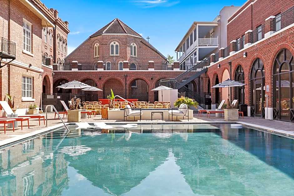 Bywater Suite Hotel