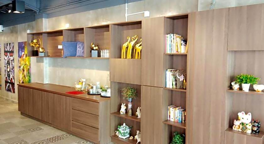 Raintree Boutique Hotel